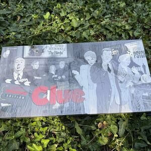 NEW SEALED Clue Alfred Hitchcock Board Game The Birds Psycho 1999 Vintage Movie